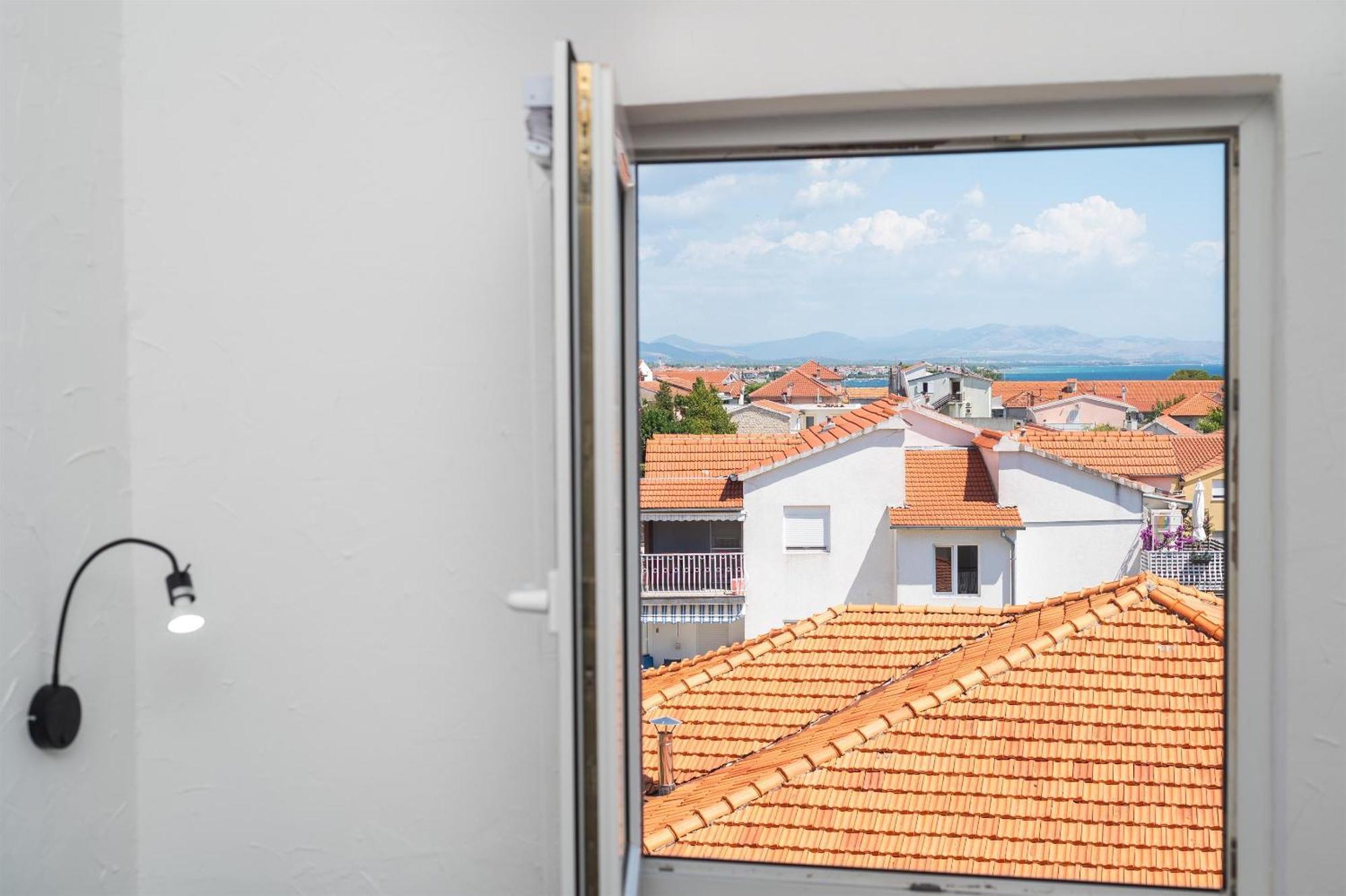 Apartments And Rooms Mladen Vodice Zimmer foto