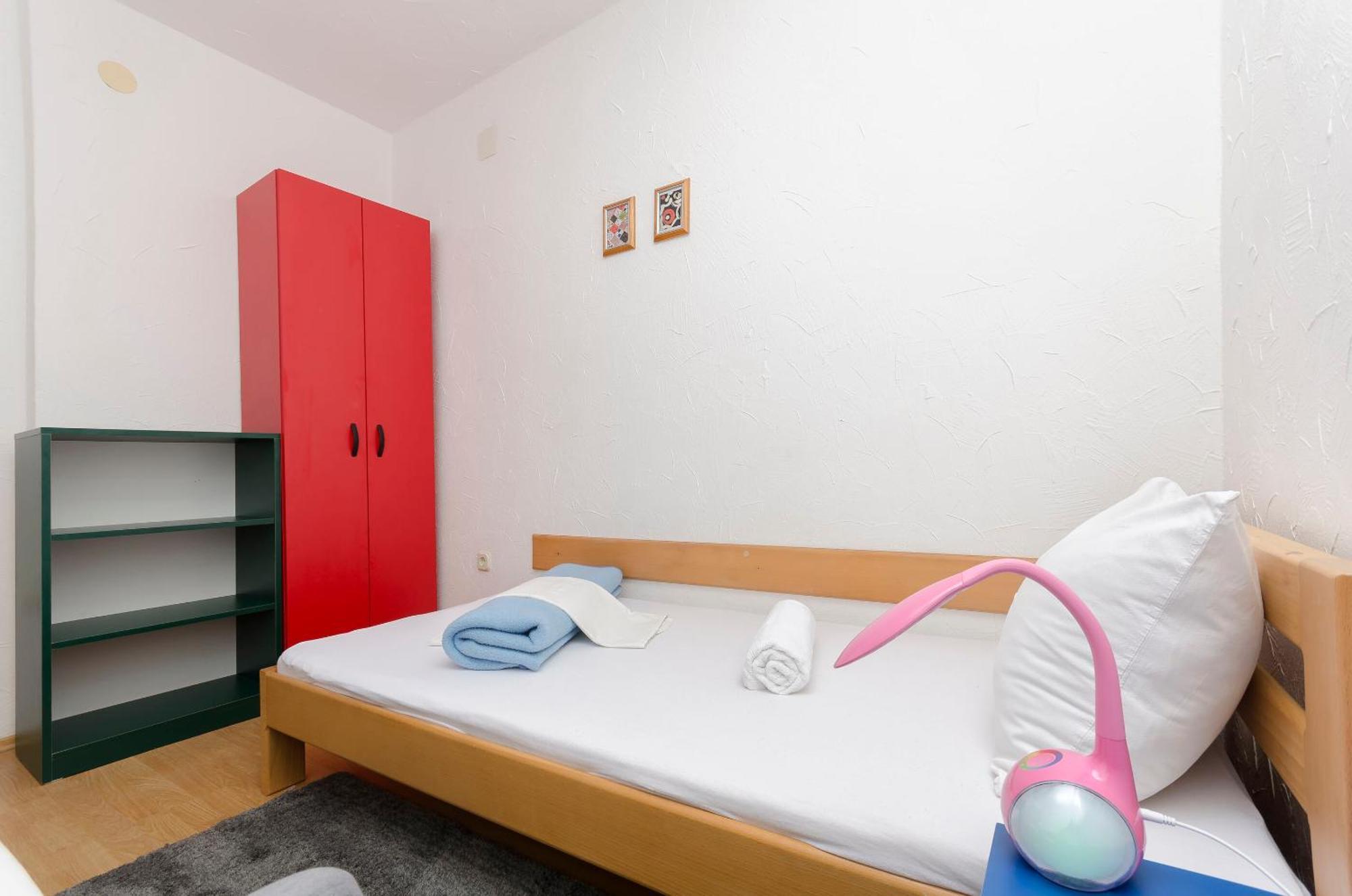 Apartments And Rooms Mladen Vodice Exterior foto
